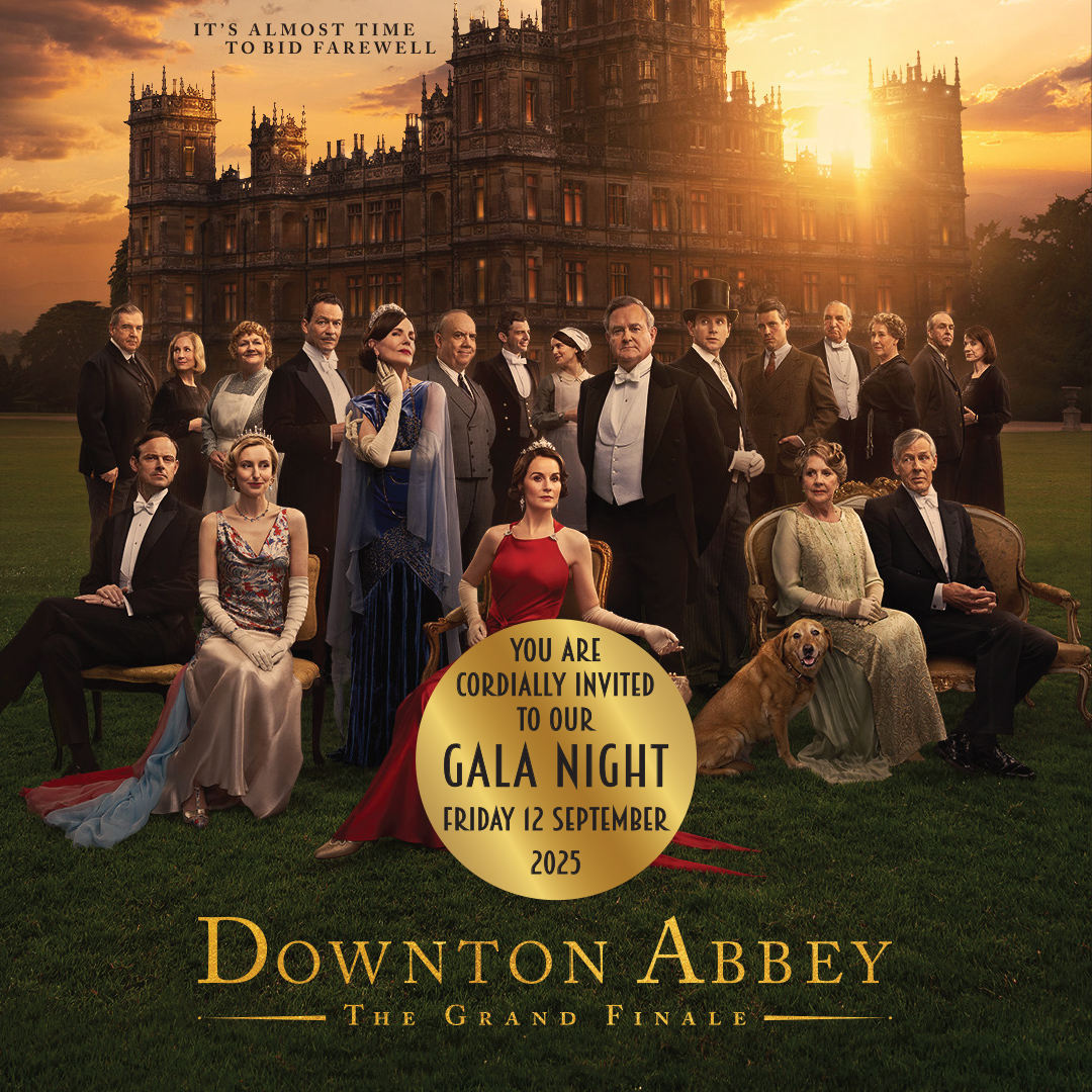Photo of Downton Abbey cast