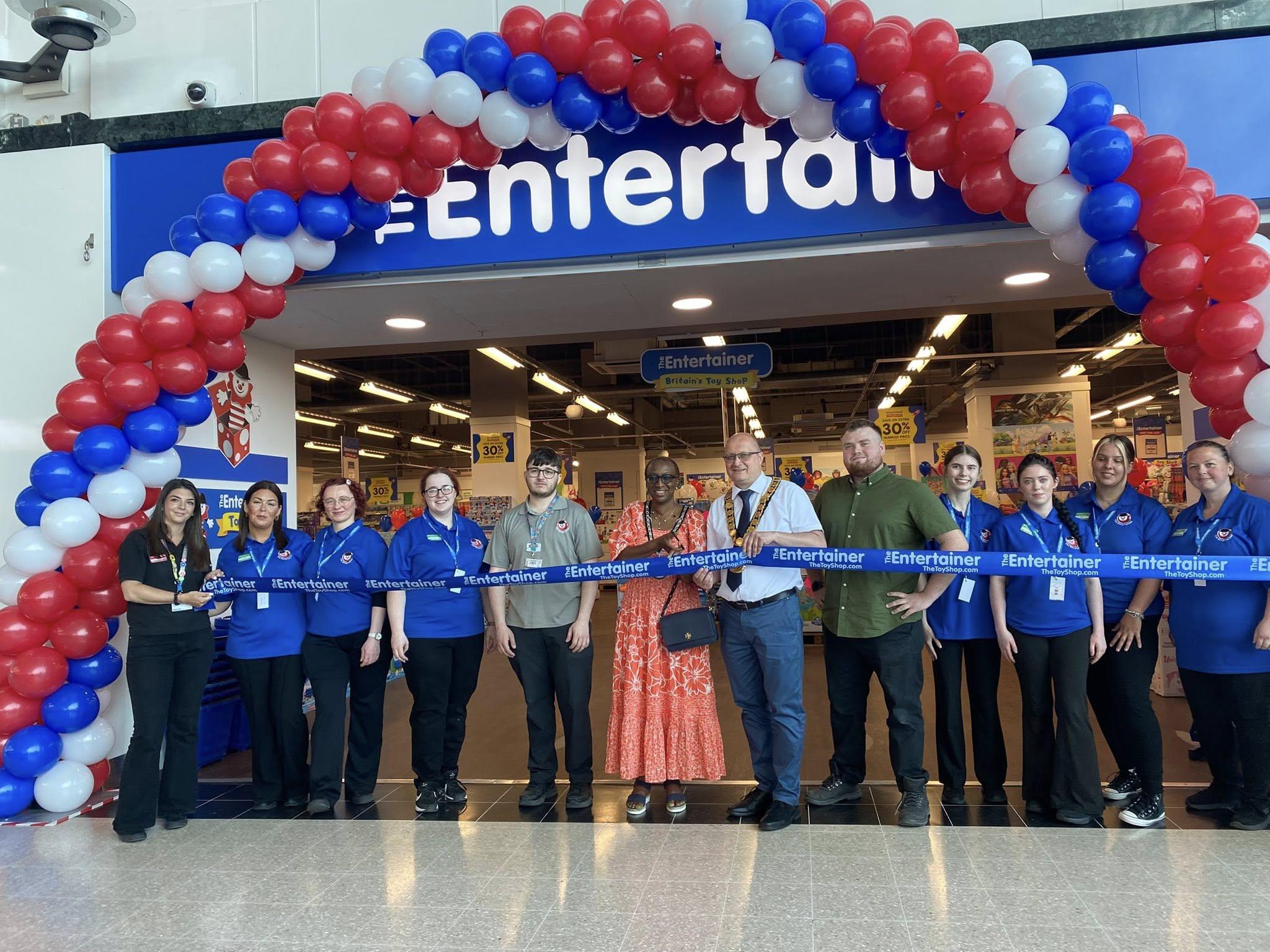 The Entertainer opening
